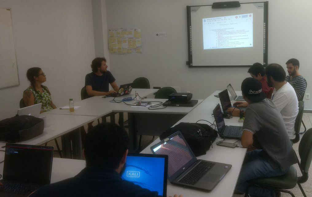 Meeting gathers developers of Mapas Culturais