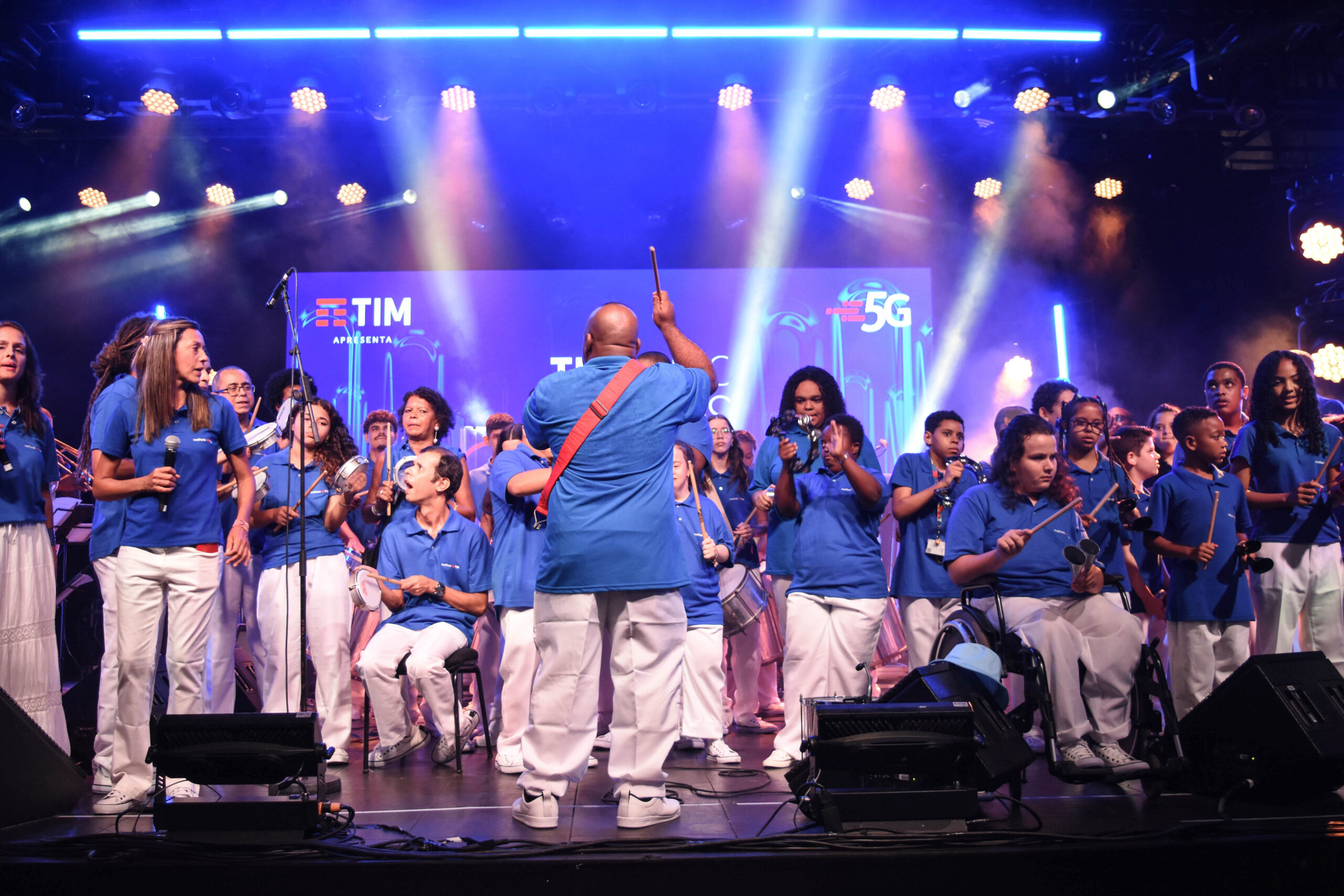 No Dia Nacional da Música e dos Músicos, a Bateria do Instituto TIM mostra que música também é inclusão